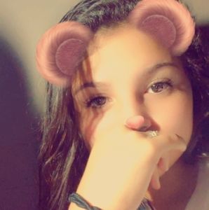 Meet your Posher, Carissa